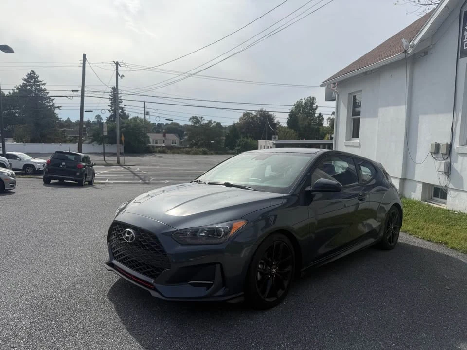 2019 Hyundai Veloster - Image 2 of 19