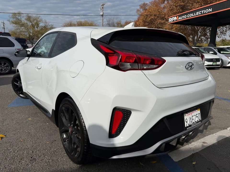 2019 Hyundai Veloster - Image 11 of 13