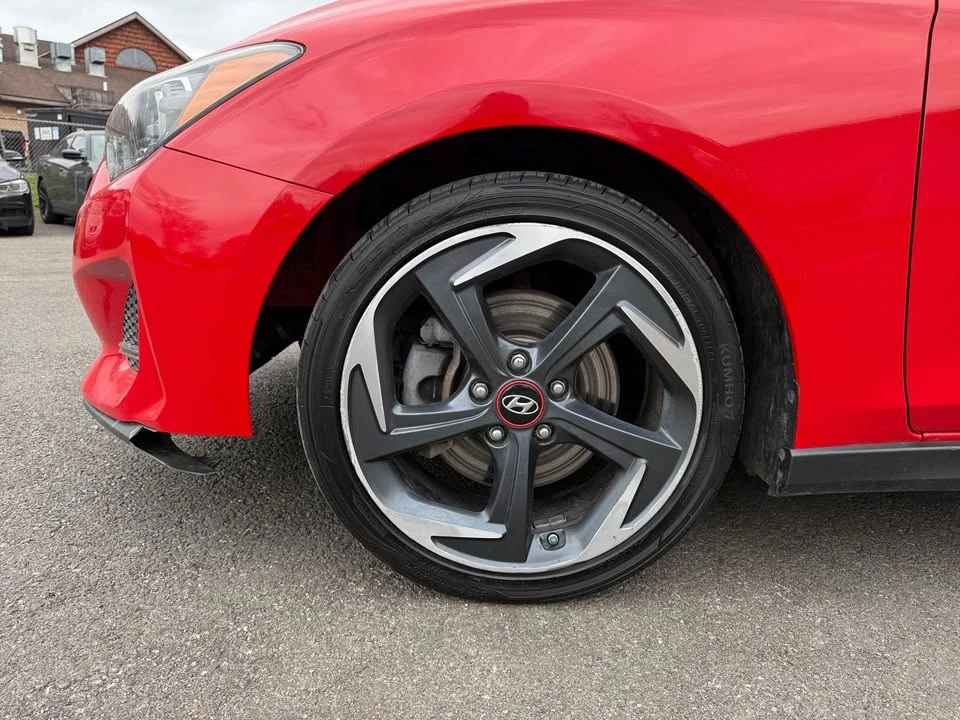 2019 Hyundai Veloster - Image 9 of 20