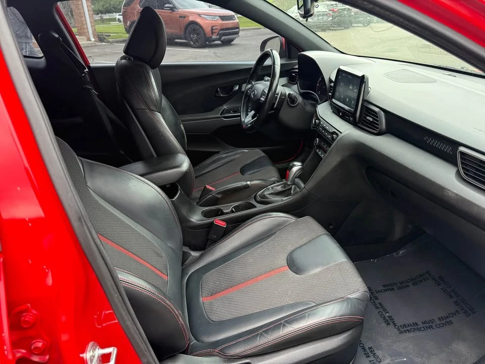 2019 Hyundai Veloster - Image 16 of 20