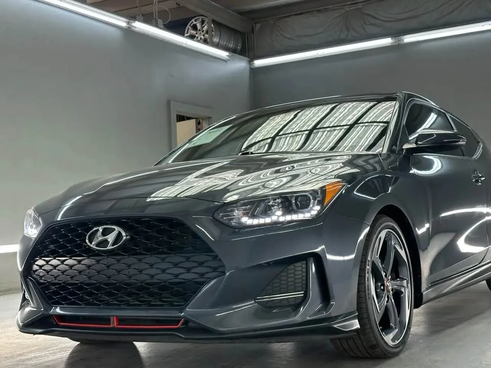 2019 Hyundai Veloster - Image 2 of 15