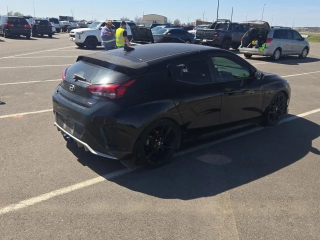 2019 Hyundai Veloster - Image 6 of 8