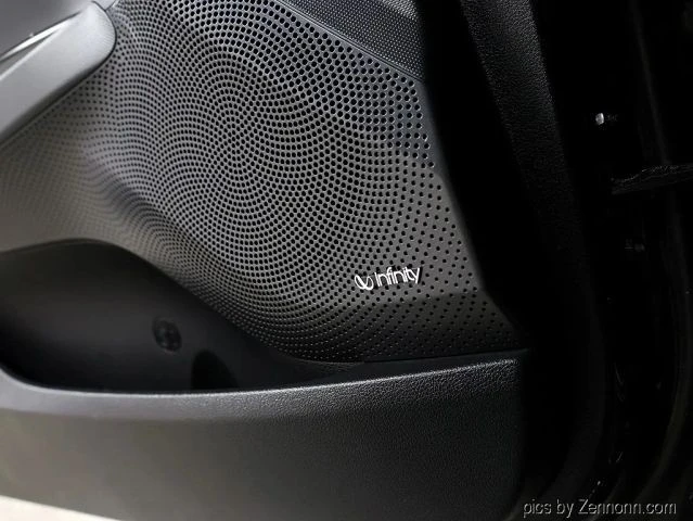 2019 Hyundai Veloster - Image 22 of 31