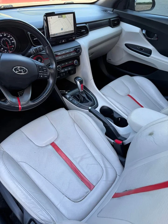 2019 Hyundai Veloster N - Image 12 of 18