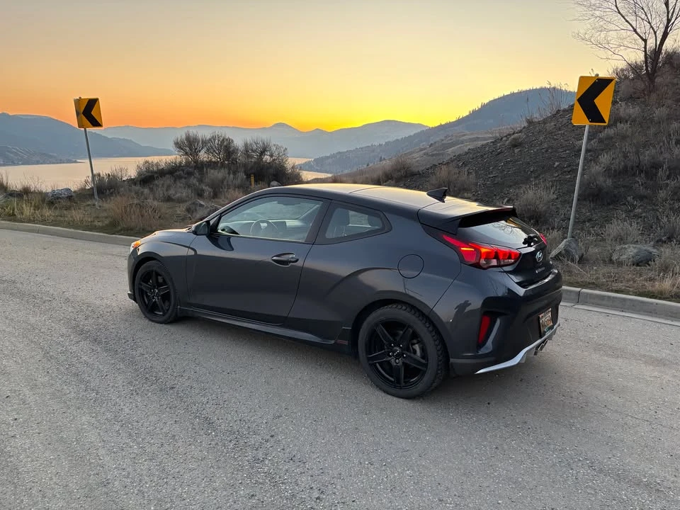 2019 Hyundai Veloster - Image 7 of 16