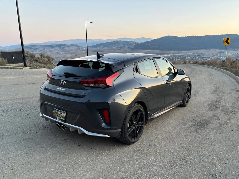 2019 Hyundai Veloster - Image 5 of 16