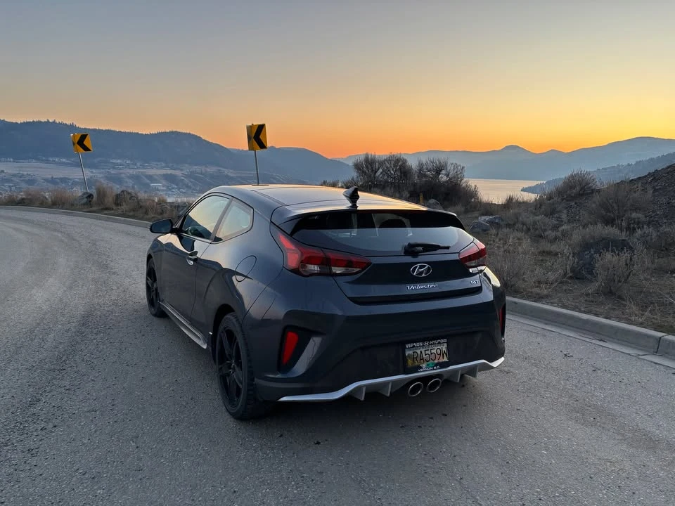 2019 Hyundai Veloster - Image 6 of 16