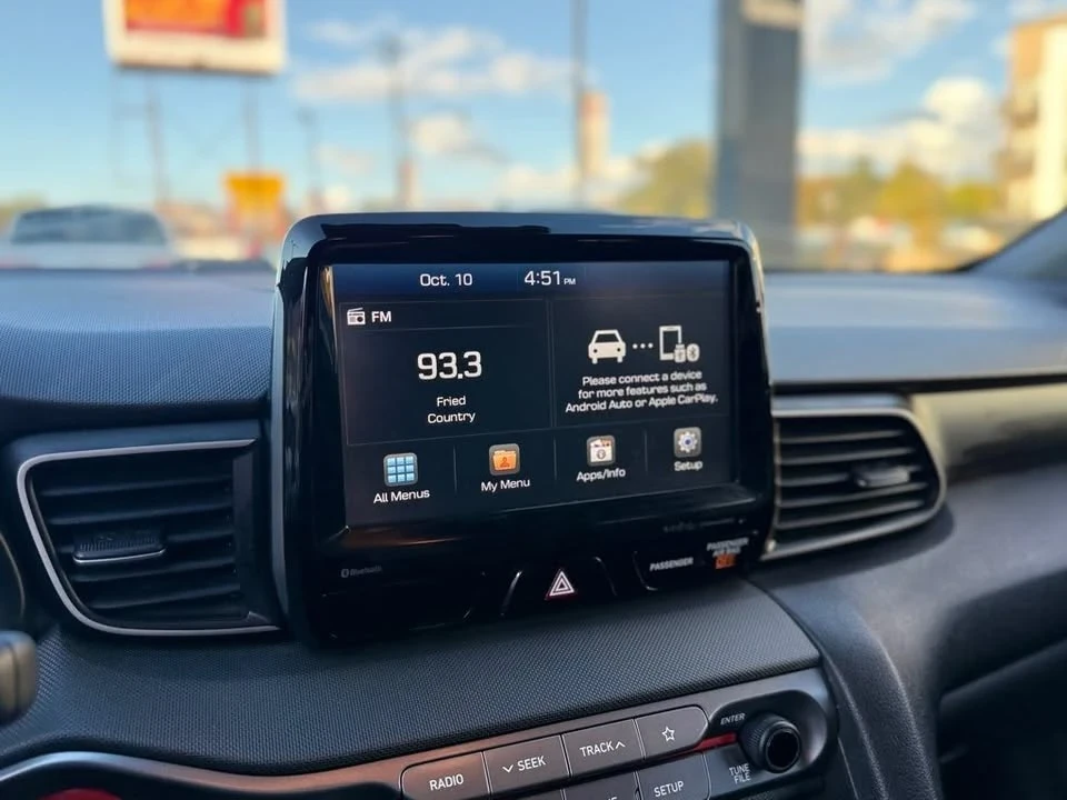 2019 Hyundai Veloster - Image 8 of 12