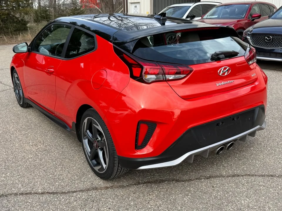 2019 Hyundai Veloster - Image 16 of 20