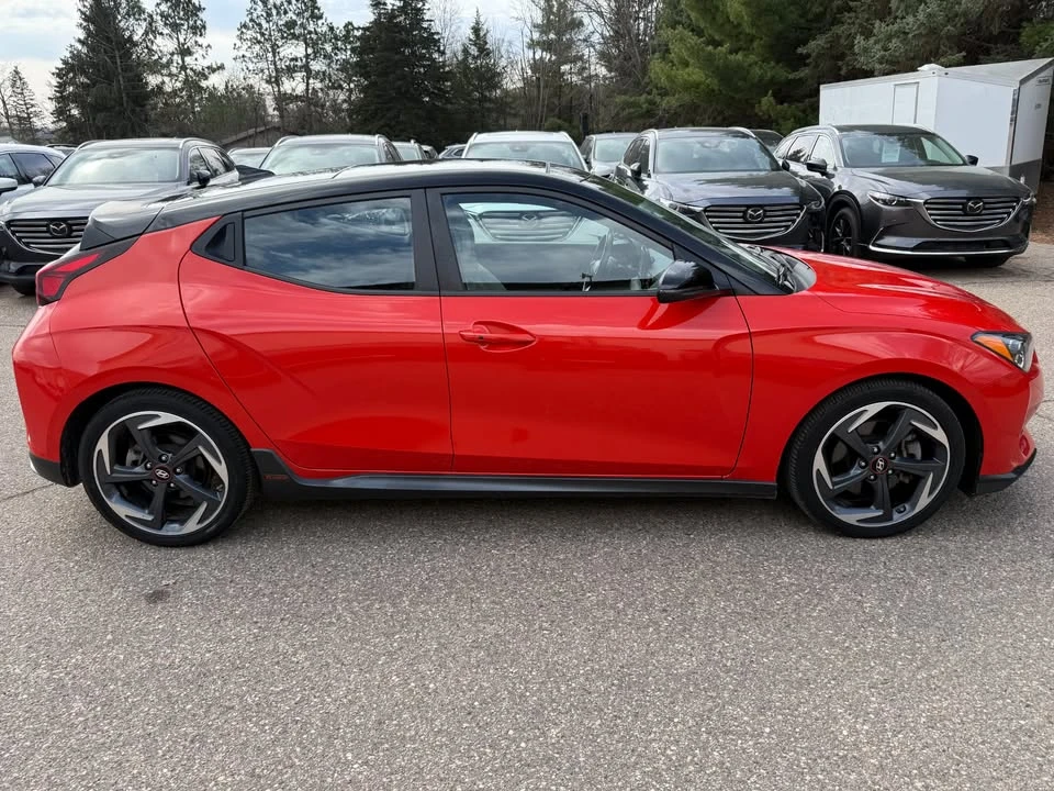 2019 Hyundai Veloster - Image 2 of 20