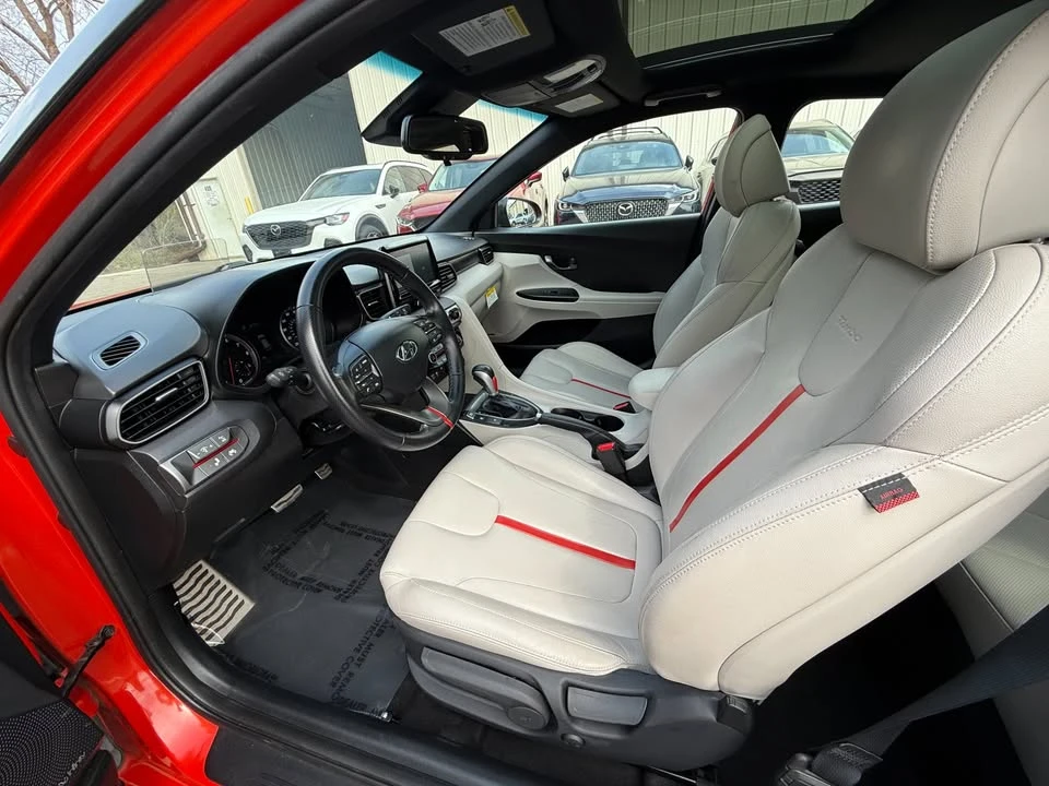 2019 Hyundai Veloster - Image 6 of 20