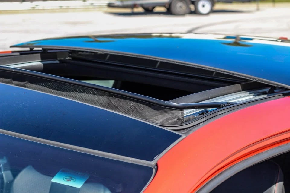2019 Hyundai Veloster N - Image 8 of 14