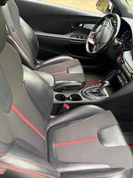 2019 Hyundai Veloster N - Image 9 of 16