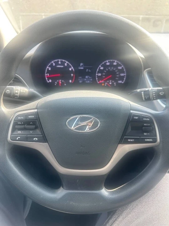 2019 Hyundai Accent - Image 11 of 20