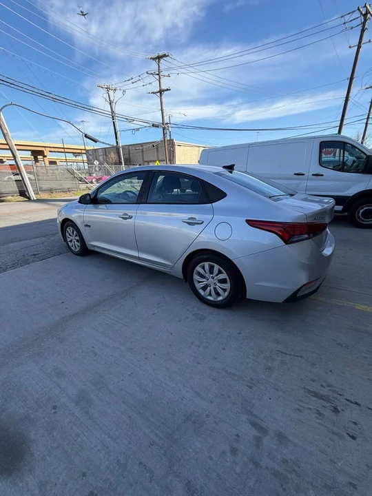 2019 Hyundai Accent - Image 5 of 12