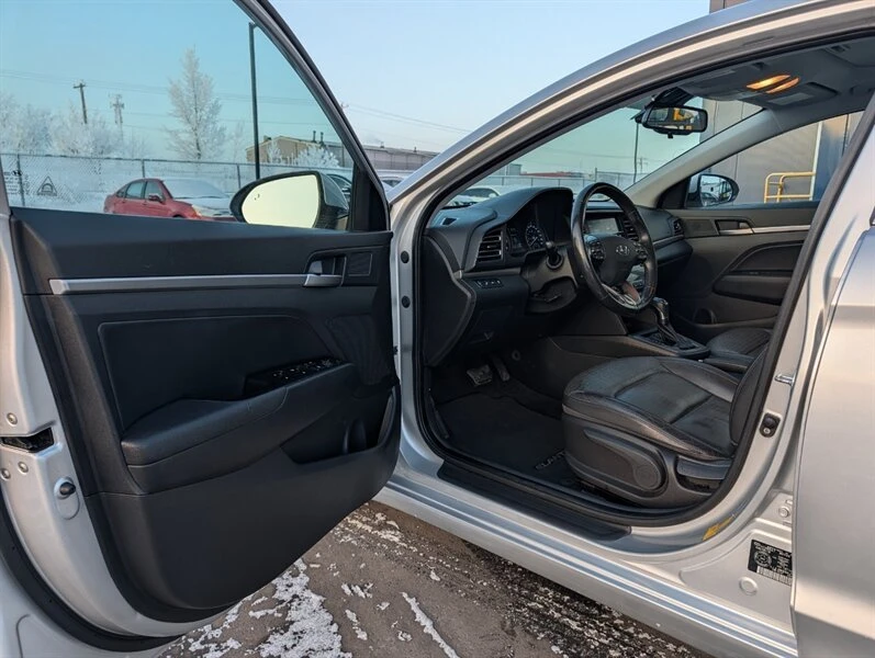 2019 Hyundai Elantra - Image 7 of 20