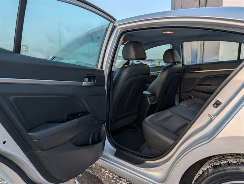 2019 Hyundai Elantra - Image 11 of 20