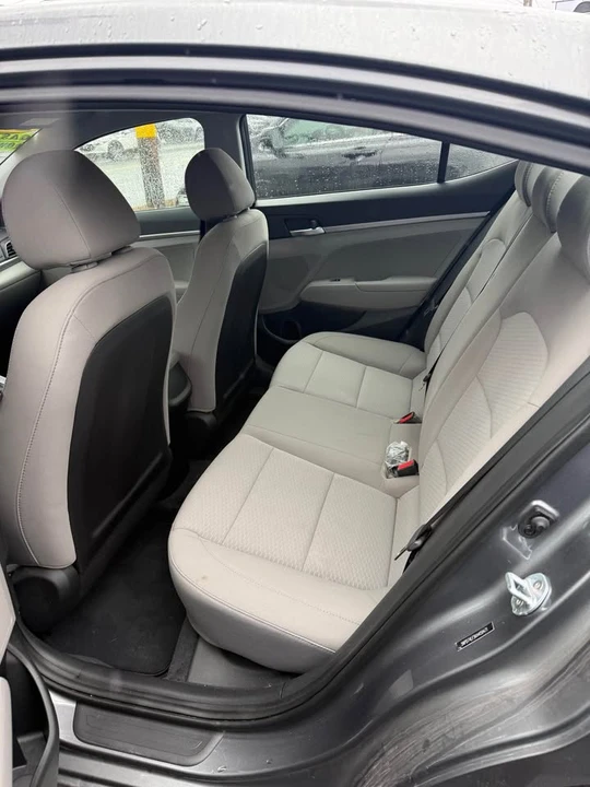 2019 Hyundai Elantra - Image 8 of 8