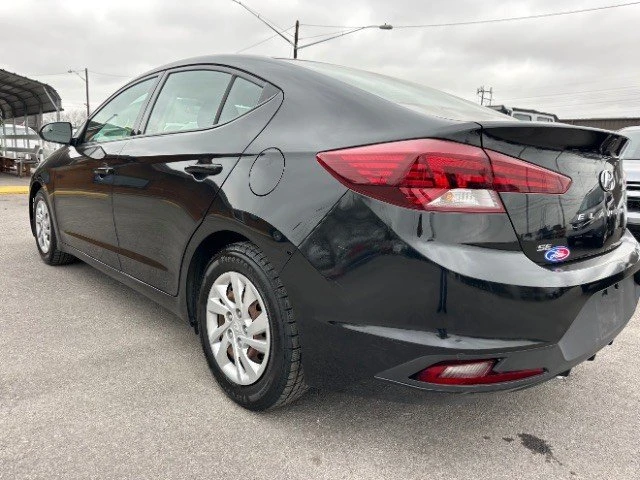 2019 Hyundai Elantra - Image 4 of 6