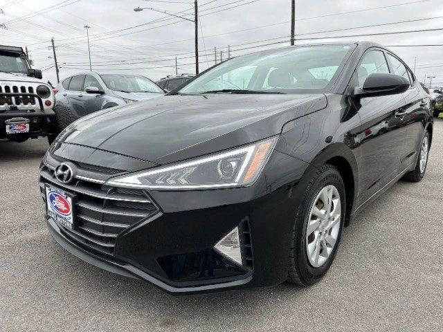 2019 Hyundai Elantra - Image 2 of 6