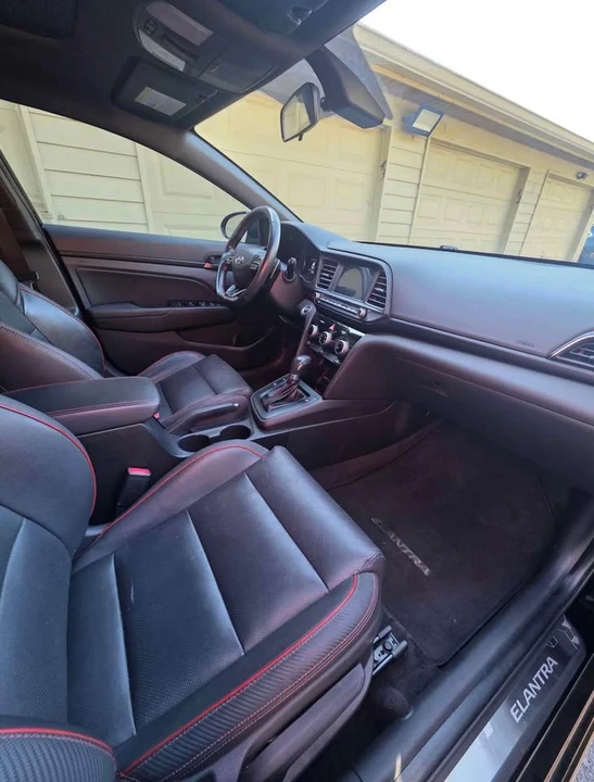 2019 Hyundai Elantra - Image 2 of 6