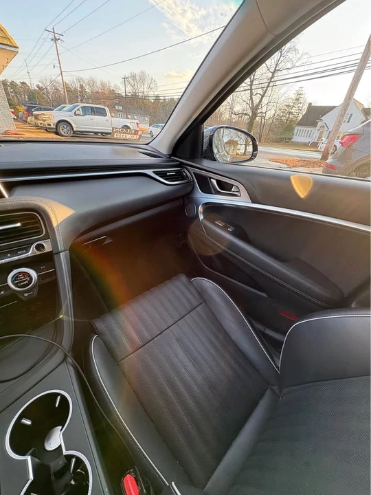 2019 Hyundai Genesis - Image 5 of 6
