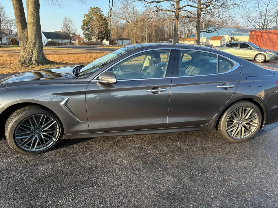 2019 Hyundai Genesis - Image 2 of 6