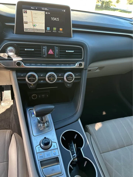 2019 Hyundai Genesis - Image 14 of 15