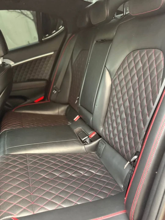 2019 Hyundai Genesis - Image 7 of 20