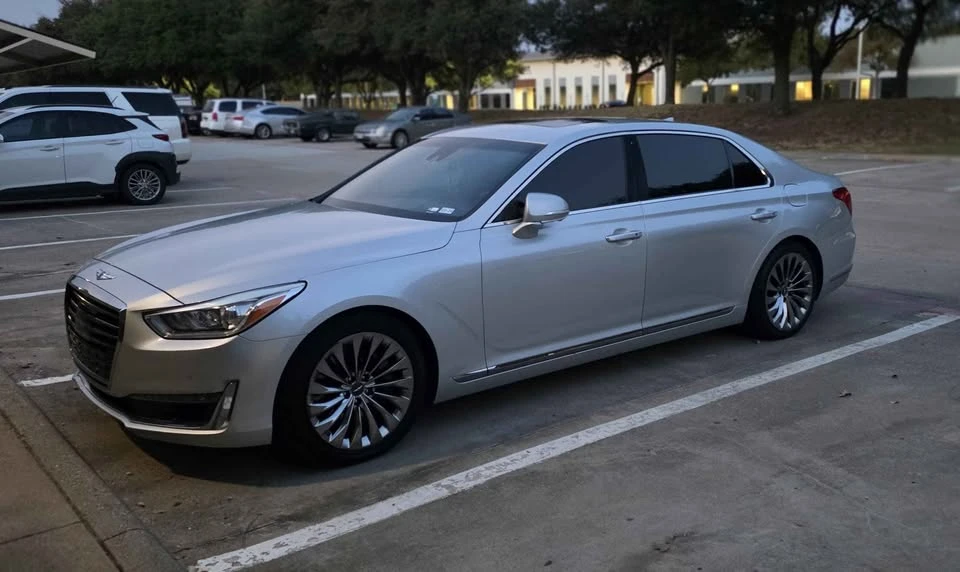 2019 Hyundai Genesis - Image 3 of 12
