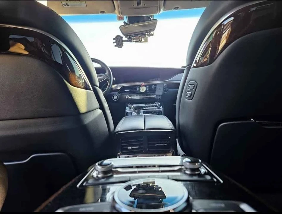 2019 Hyundai Genesis - Image 7 of 12