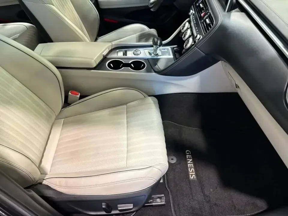 2019 Hyundai Genesis - Image 6 of 13