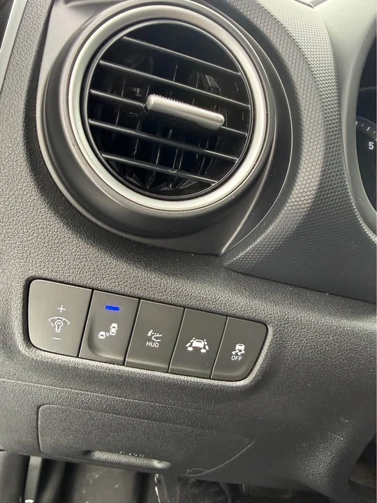 2019 Hyundai Kona - Image 14 of 16