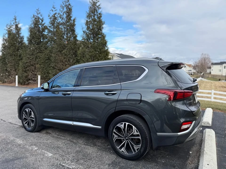 2019 Hyundai Santa Fe - Image 3 of 5