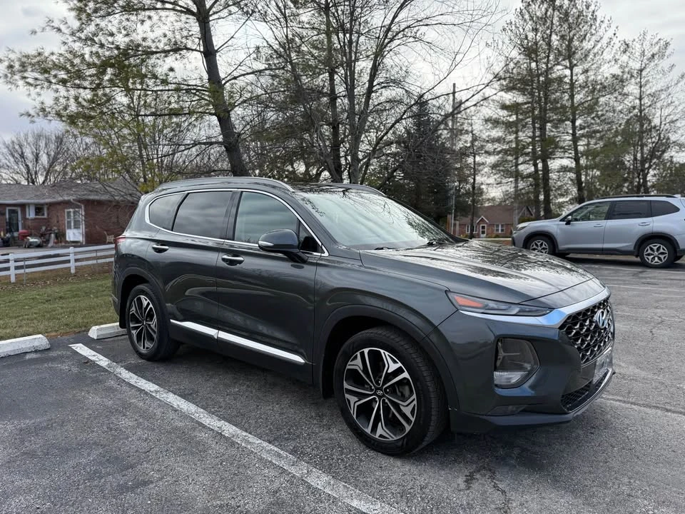2019 Hyundai Santa Fe - Image 2 of 5