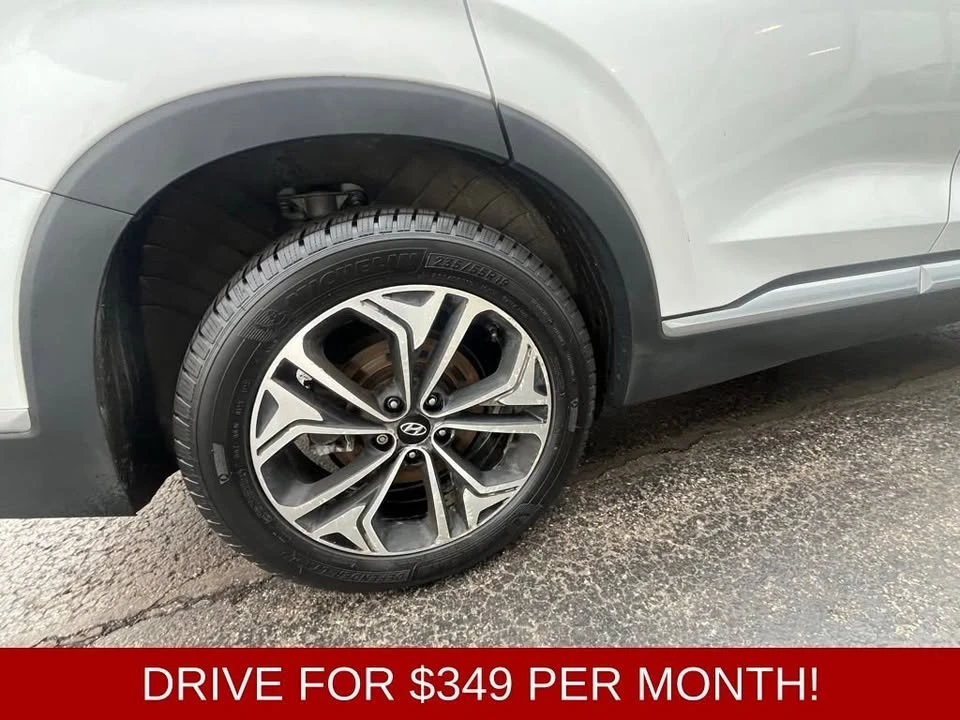 2019 Hyundai Santa Fe - Image 14 of 20