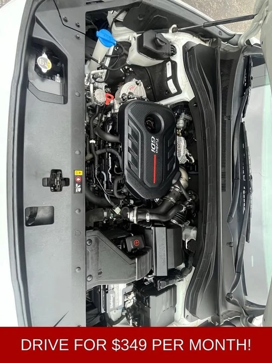 2019 Hyundai Santa Fe - Image 17 of 20