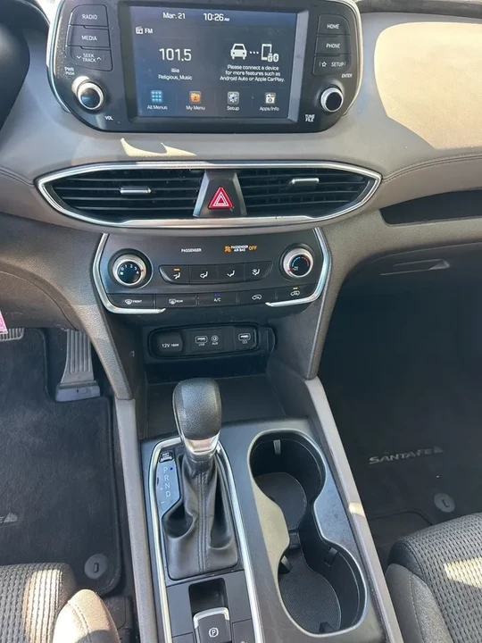 2019 Hyundai Santa Fe - Image 5 of 15