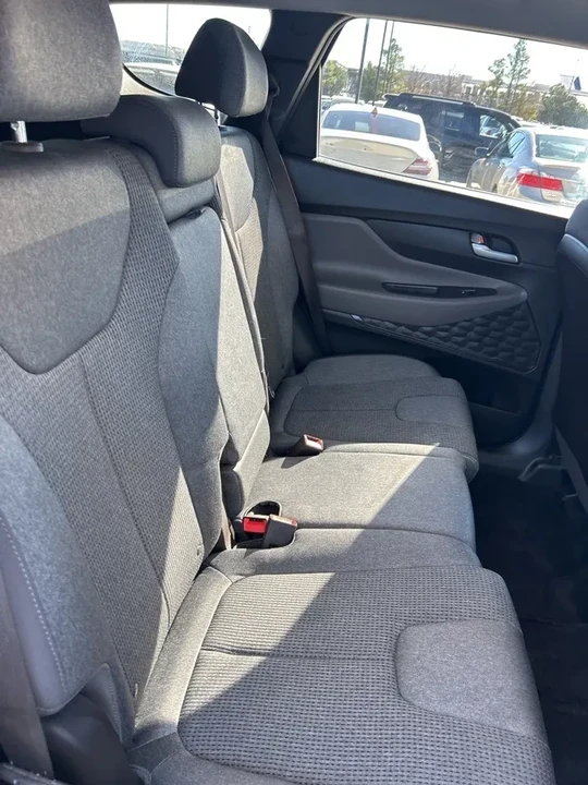 2019 Hyundai Santa Fe - Image 14 of 15
