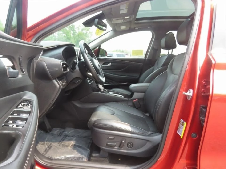 2019 Hyundai Santa Fe - Image 11 of 20