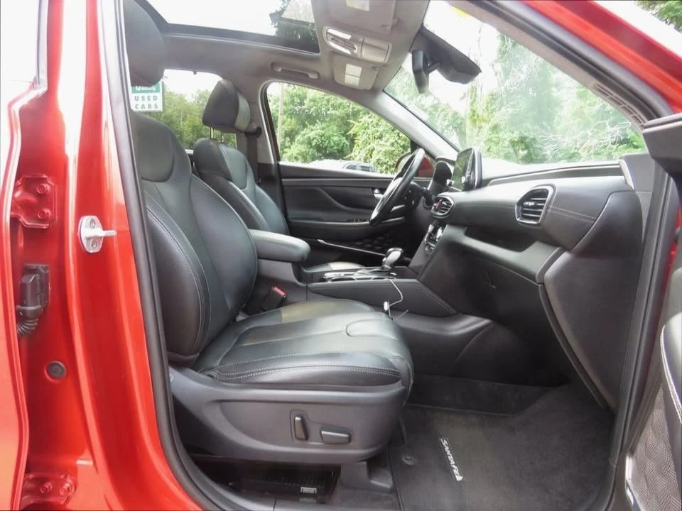 2019 Hyundai Santa Fe - Image 14 of 20