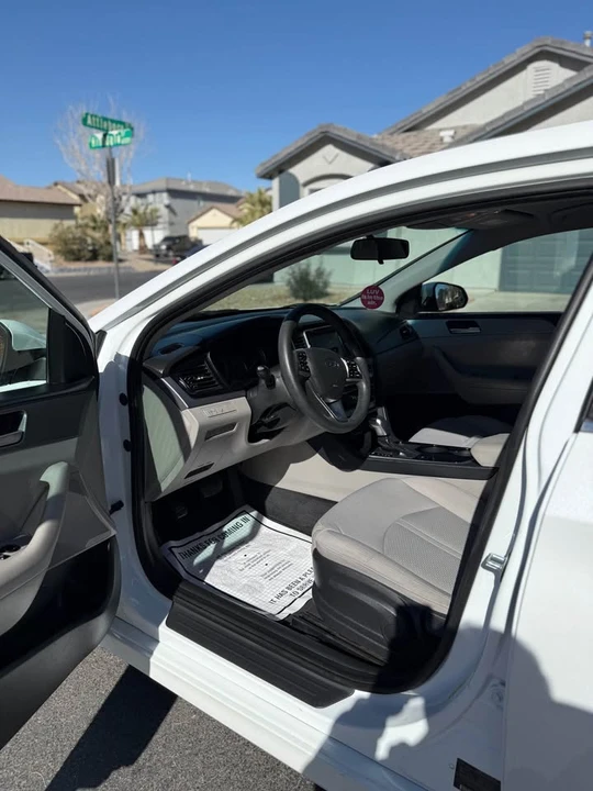 2019 Hyundai Sonata - Image 8 of 15
