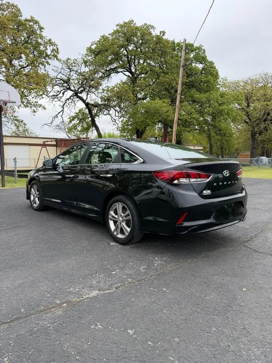 2019 Hyundai Sonata - Image 8 of 11