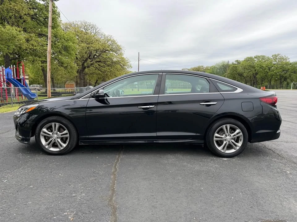 2019 Hyundai Sonata - Image 6 of 11