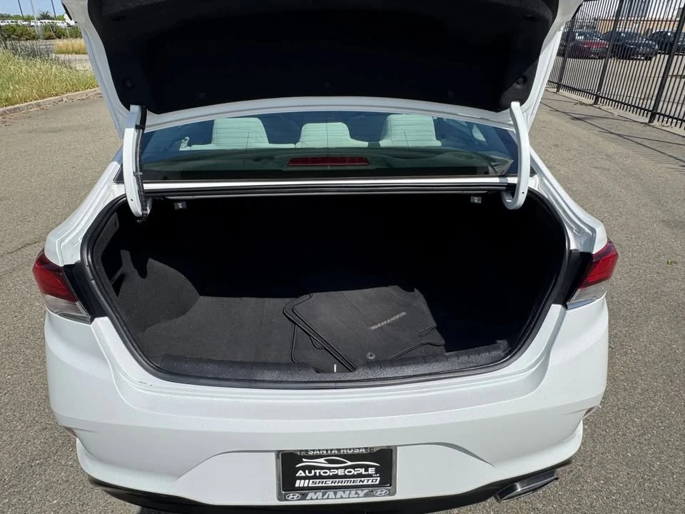 2019 Hyundai Sonata - Image 14 of 17
