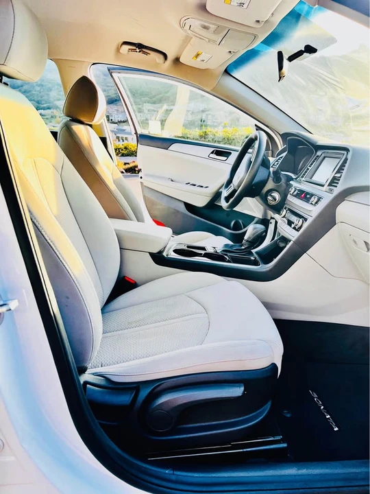 2019 Hyundai Sonata - Image 8 of 13