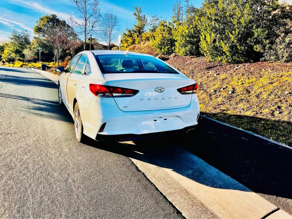 2019 Hyundai Sonata - Image 6 of 13