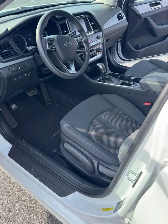 2019 Hyundai Sonata - Image 9 of 18