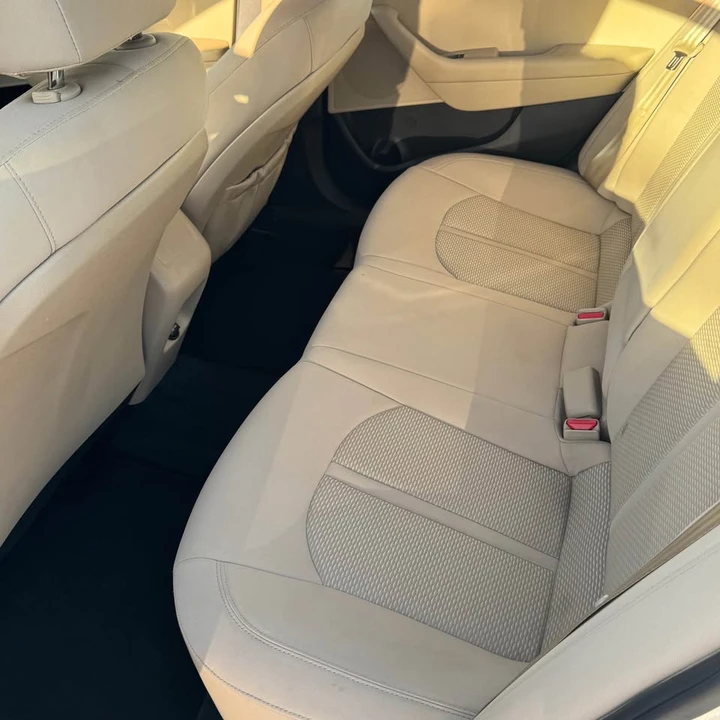2019 Hyundai Sonata - Image 10 of 16