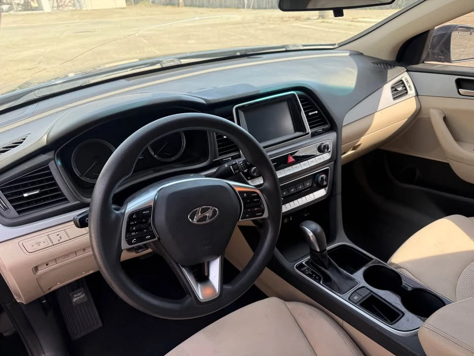 2019 Hyundai Sonata - Image 5 of 12